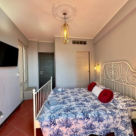 Taormina'S Sun Bed and Breakfast Eksteriør billede