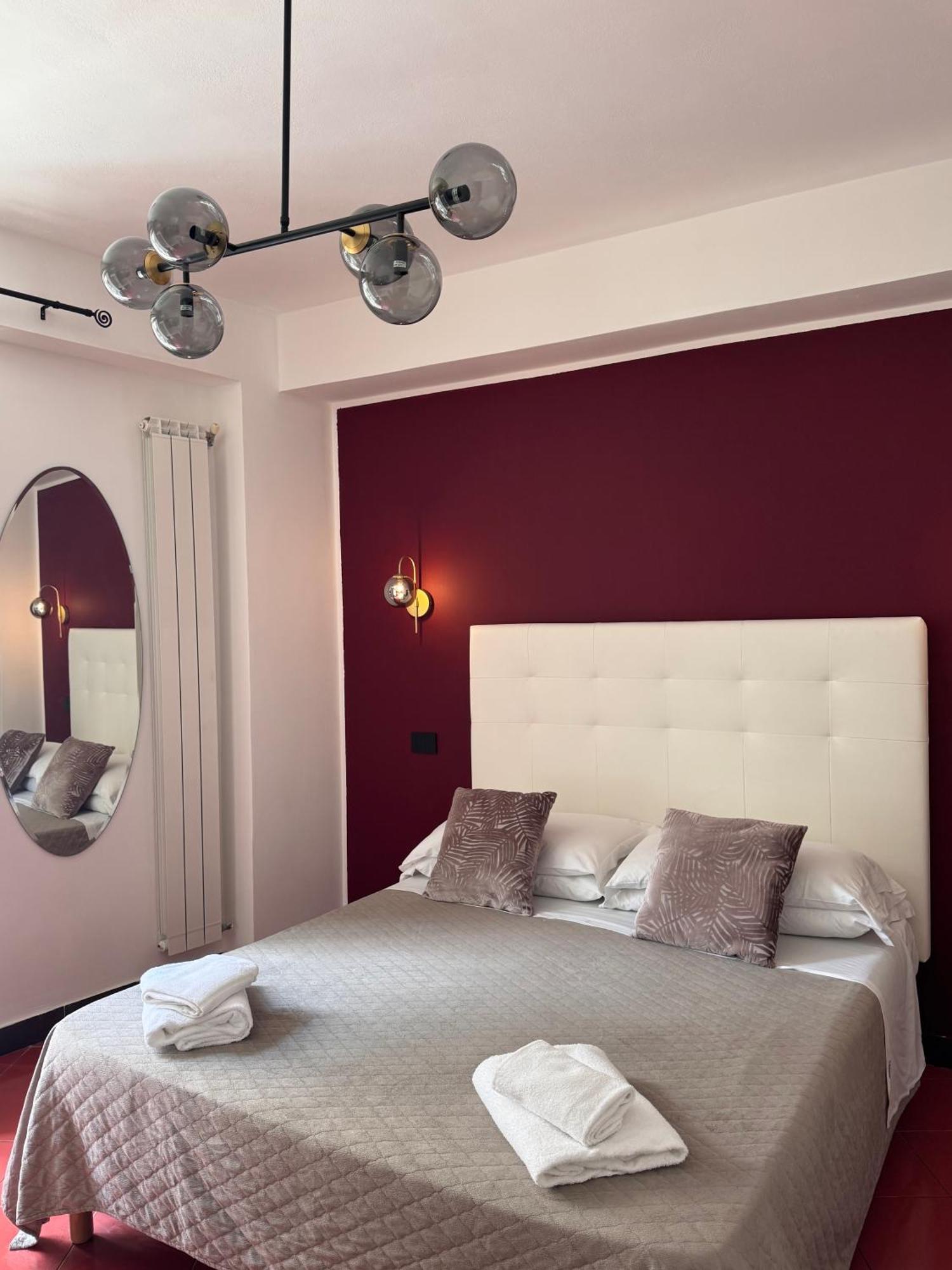 Taormina'S Sun Bed and Breakfast Eksteriør billede