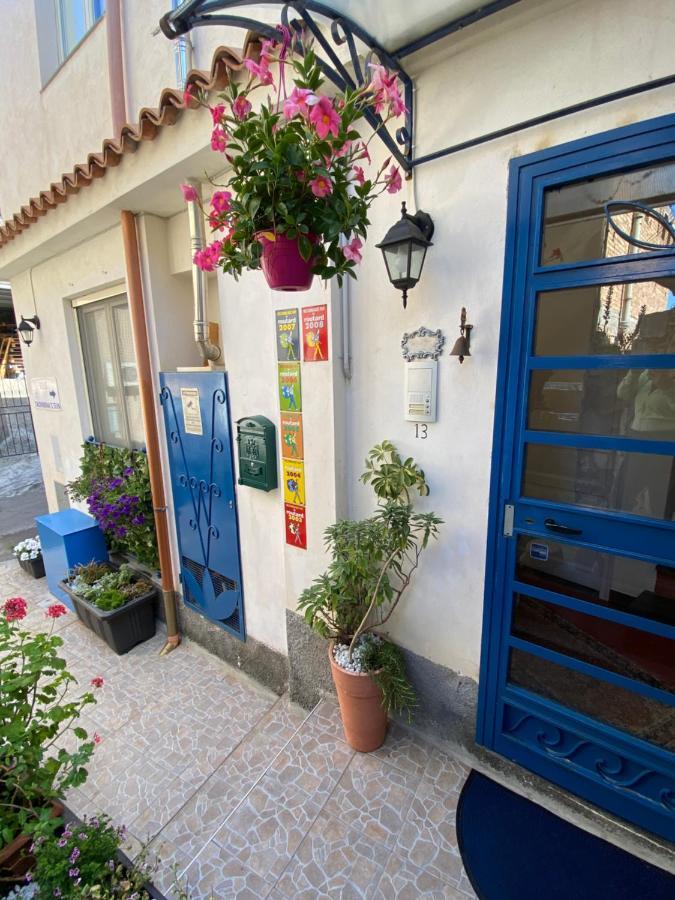 Taormina'S Sun Bed and Breakfast Eksteriør billede