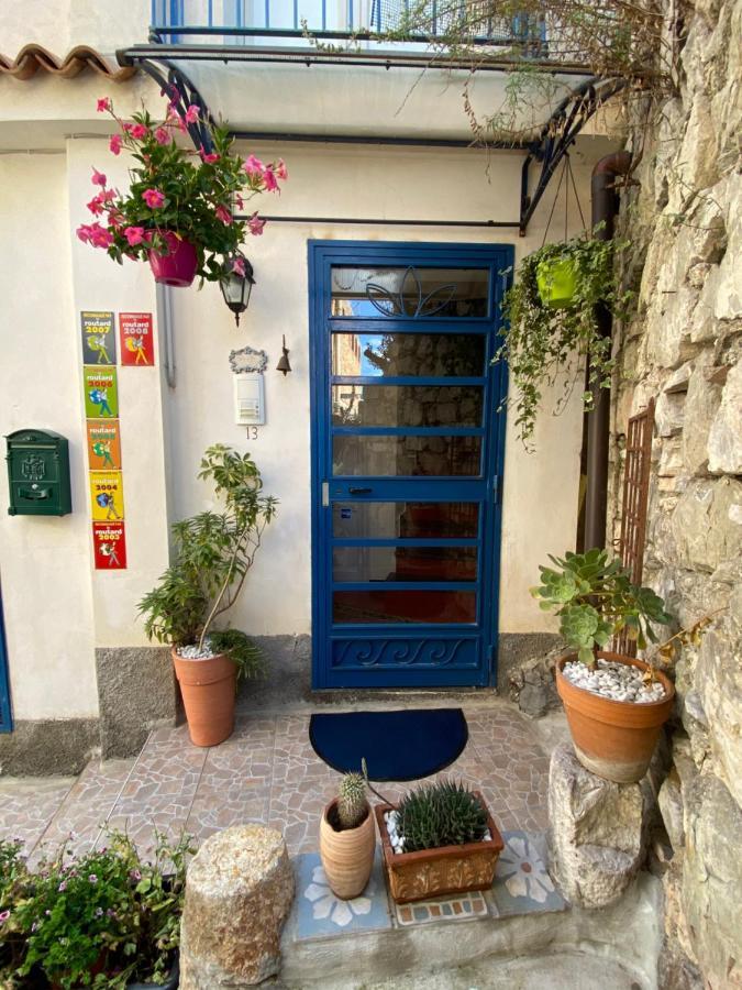 Taormina'S Sun Bed and Breakfast Eksteriør billede